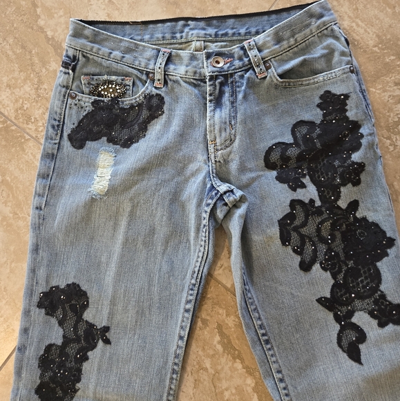 Express X2 Black Bling Applique Floral jeans size 0 - Picture 2 of 4